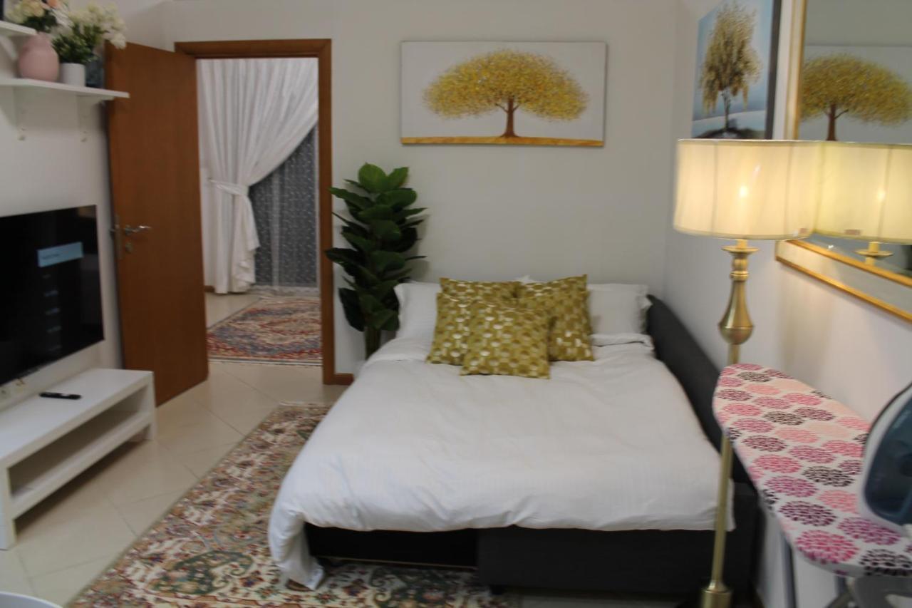 Newly Furnished Cozy 1 Bedroom Apartment Close To Jbr Beach And Metro Дубай Экстерьер фото