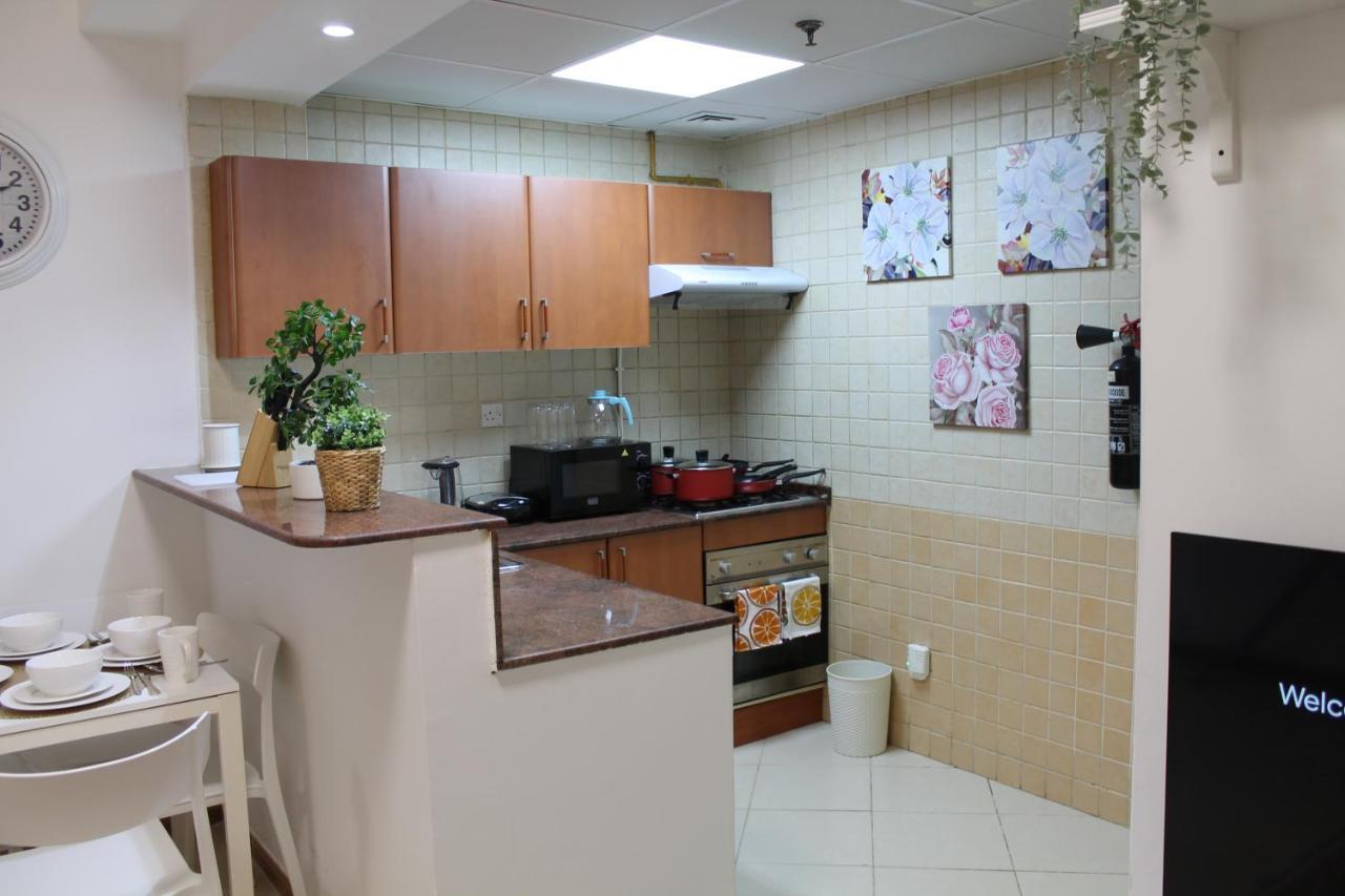 Newly Furnished Cozy 1 Bedroom Apartment Close To Jbr Beach And Metro Дубай Экстерьер фото