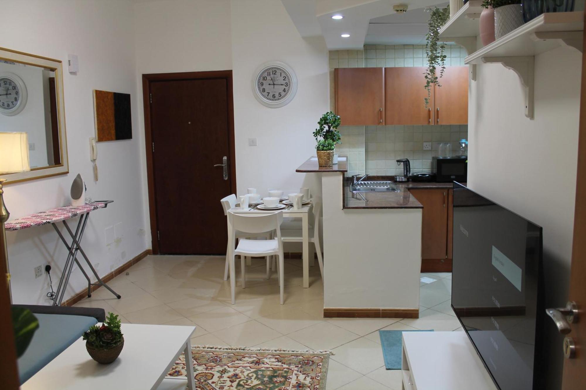 Newly Furnished Cozy 1 Bedroom Apartment Close To Jbr Beach And Metro Дубай Экстерьер фото